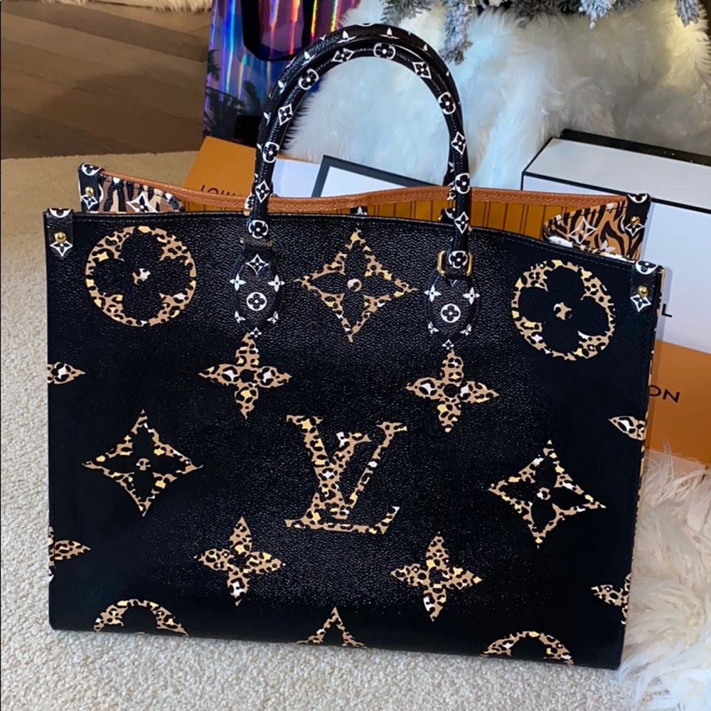 LV on the go gm jungle print